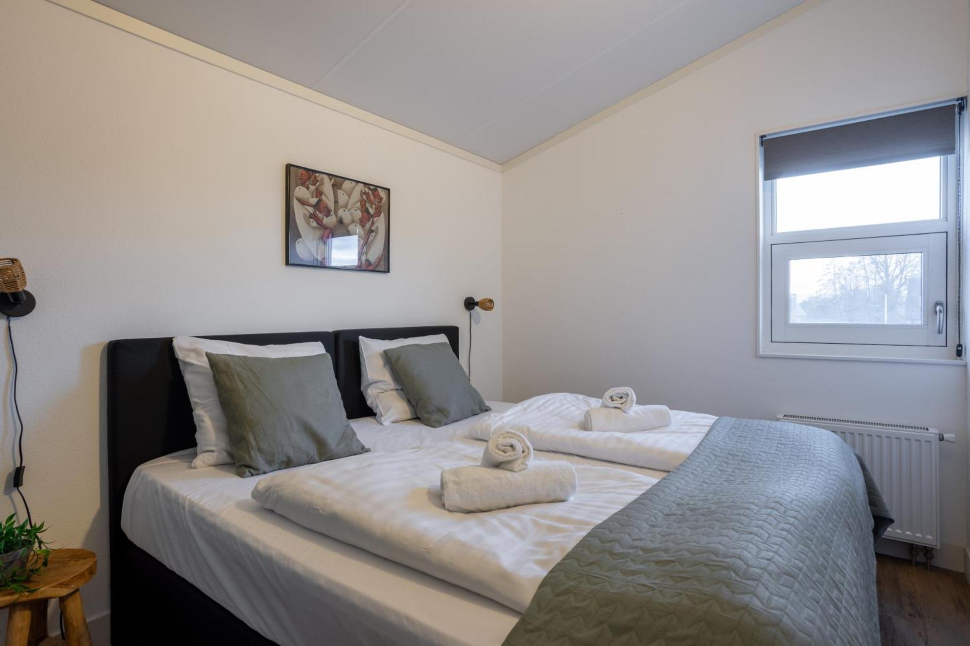 Waterpark Oan 'E Poel Bij Sneekermeer Terherne Room photo